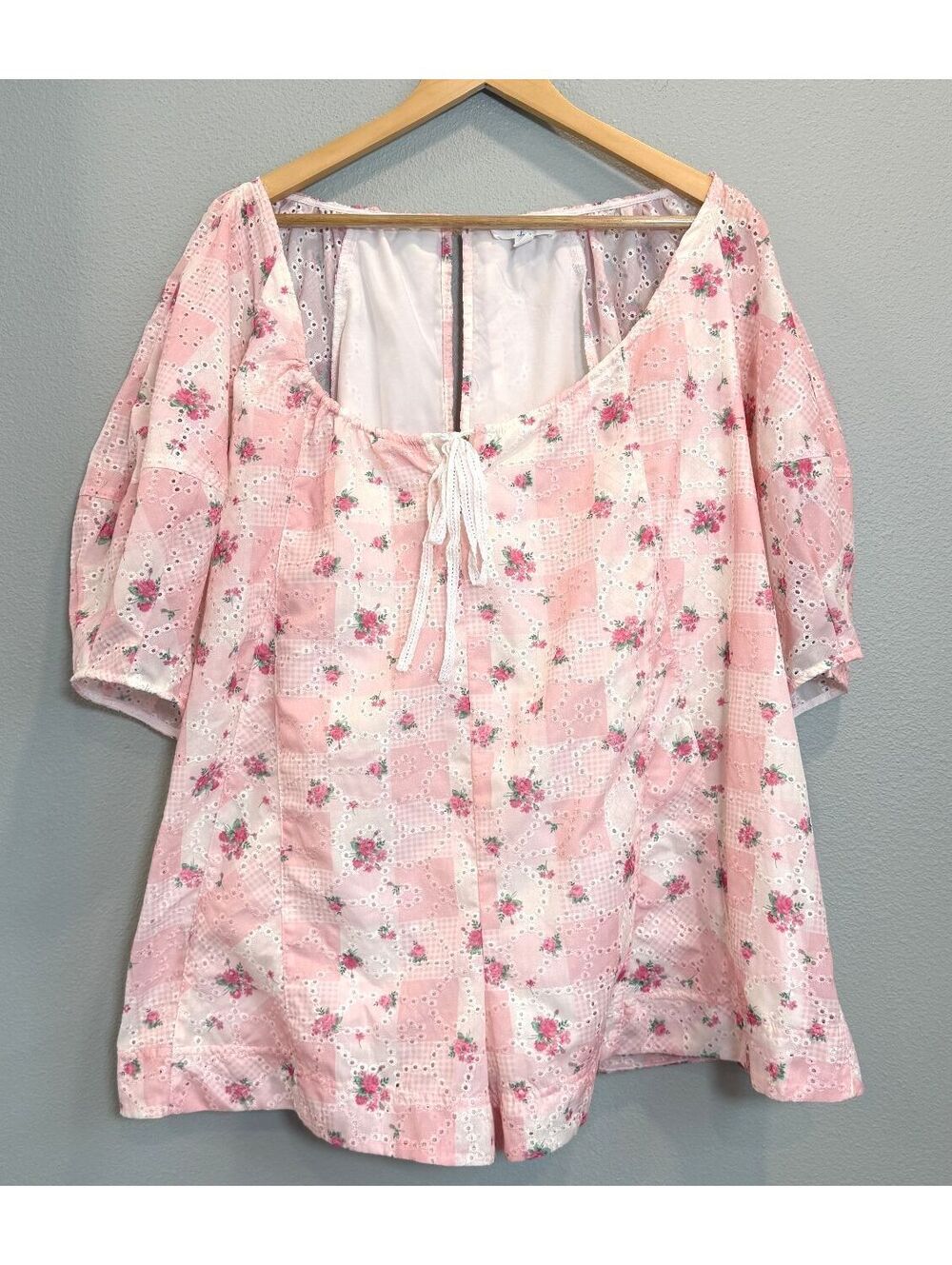 Peach Love California Floral Print Pink Milk Made Romper - Women's Large NWOT